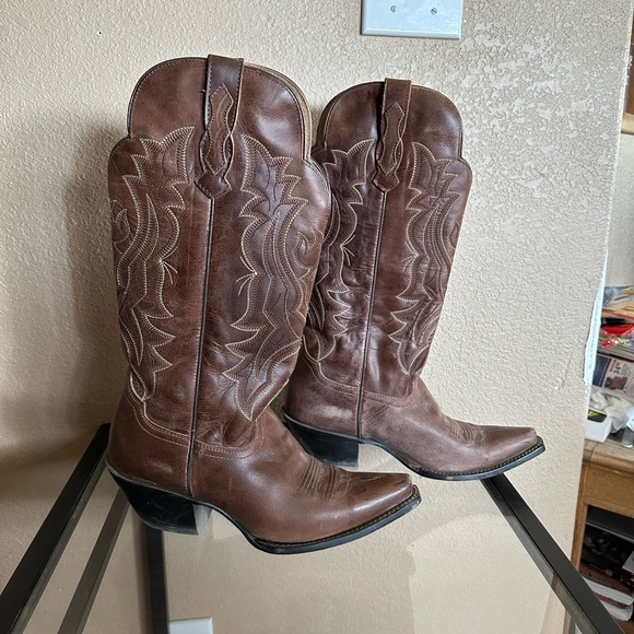 Idyllwind Shoes Idylwind Size 8 Brown Boots Poshmark